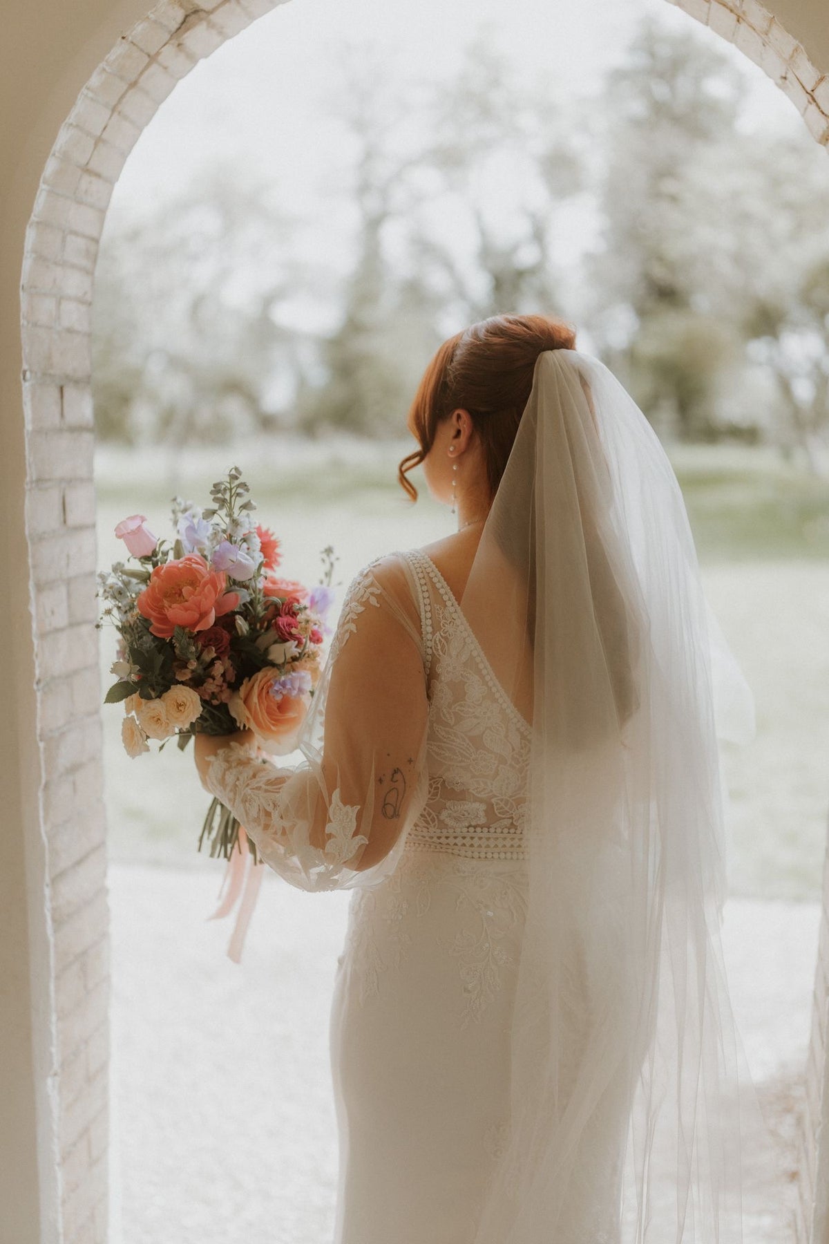 Wedding photo at Haughley Park, Natural style, Spring