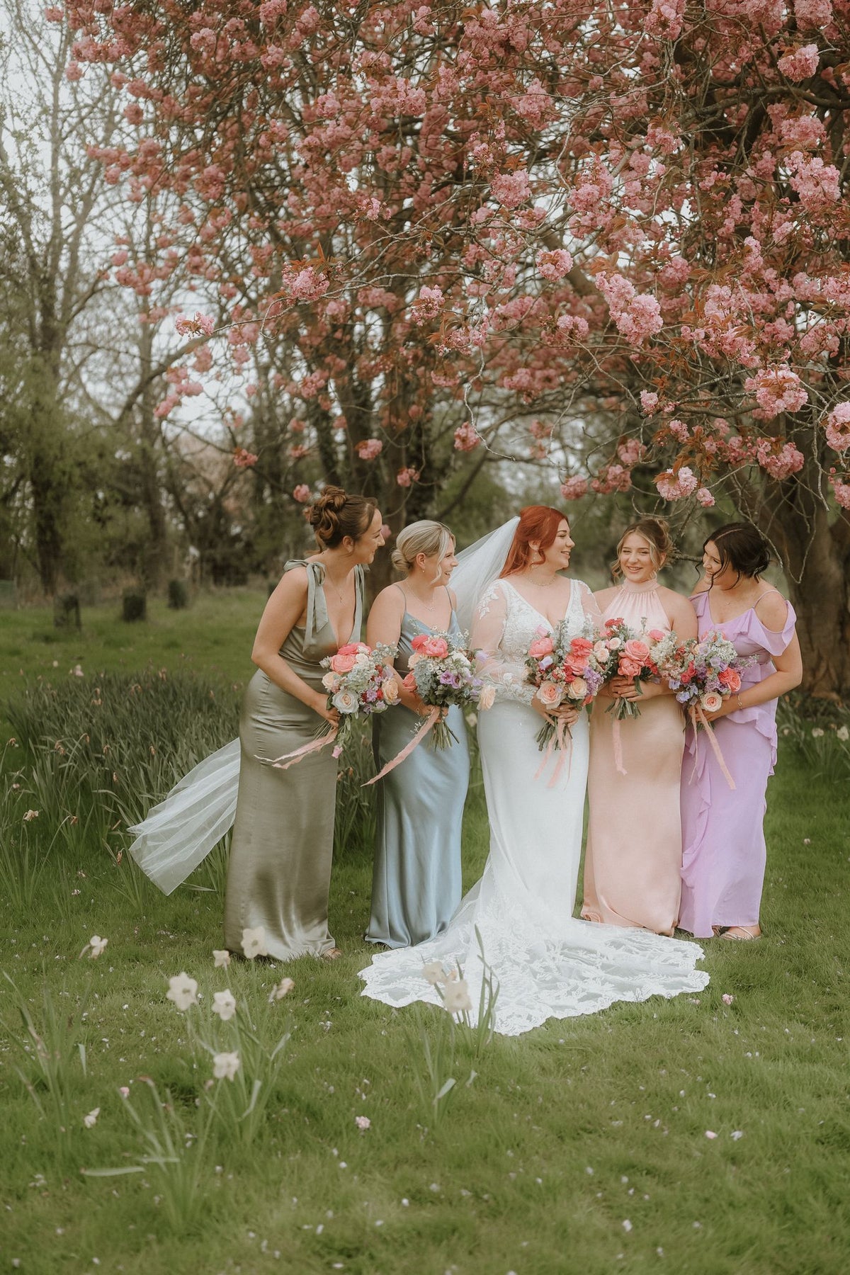 Wedding photo at Cliveden House, Natural style, Spring